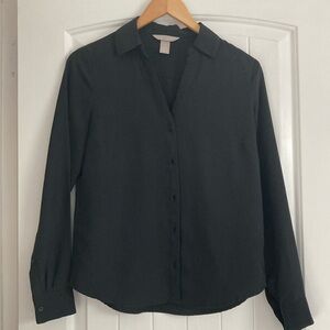 H & M. Black classic blouse. Long sleeve